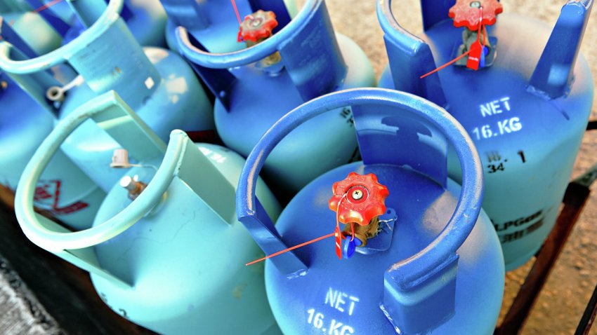 Юрист назвала предметы, которые запрещено хранить в российских квартирах - «Недвижимость»