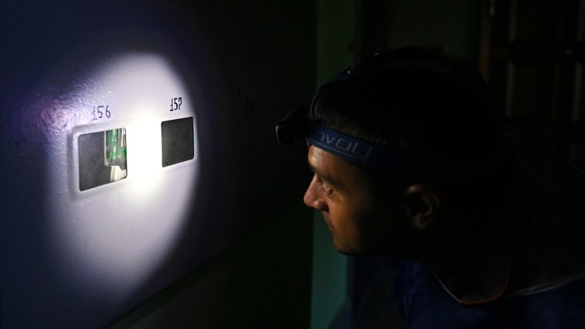 Эксперт объяснил, как узнать, что соседи воруют электричество - «Недвижимость»