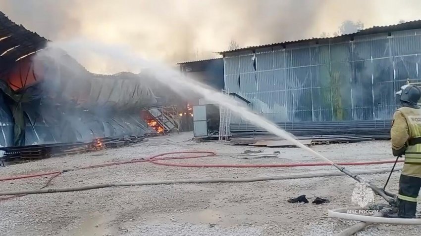 Открытое горение в мебельном цеху в Подмосковье ликвидировали - «Недвижимость»
