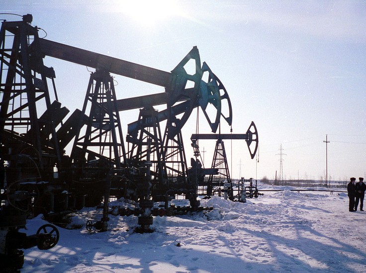 Эксперты объяснили, что значит для России 100 долларов за баррель нефти - «Экономика»